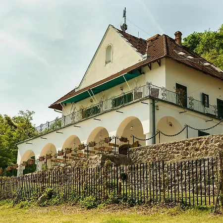 Bed & Breakfast Kabala Szigliget